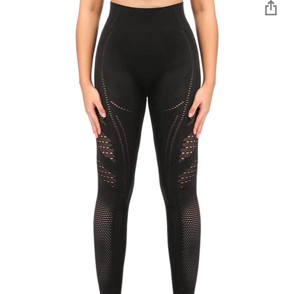 High Waisted Seamless Black Leggings